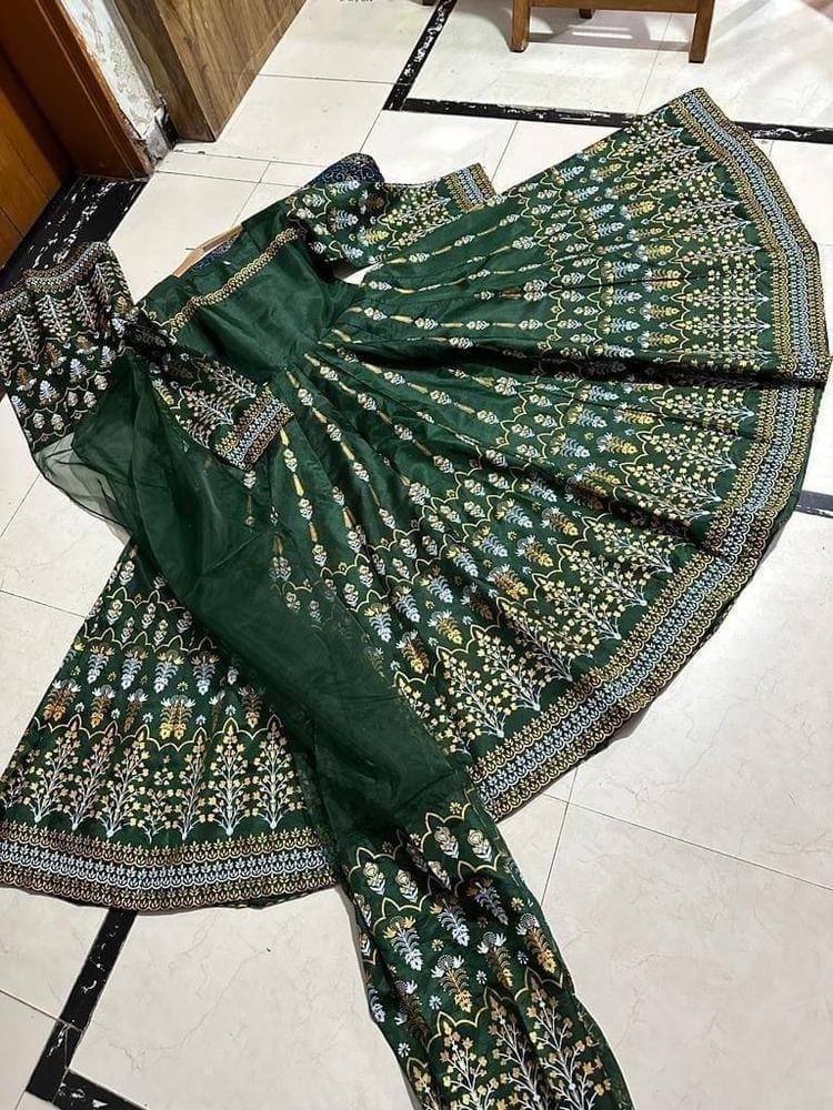 Green Silk Embroidered Maxi Suit 3 Piece in Pakistan – Wedding & Party Wear Dress for Women
