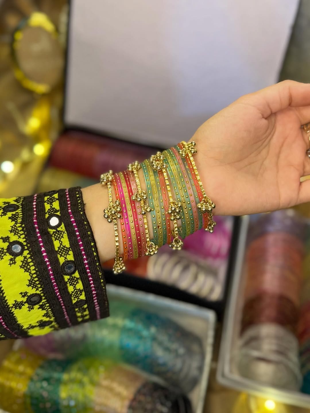 Kashmiri Bangles Set – Aesthetic Traditional Bangles for Women
